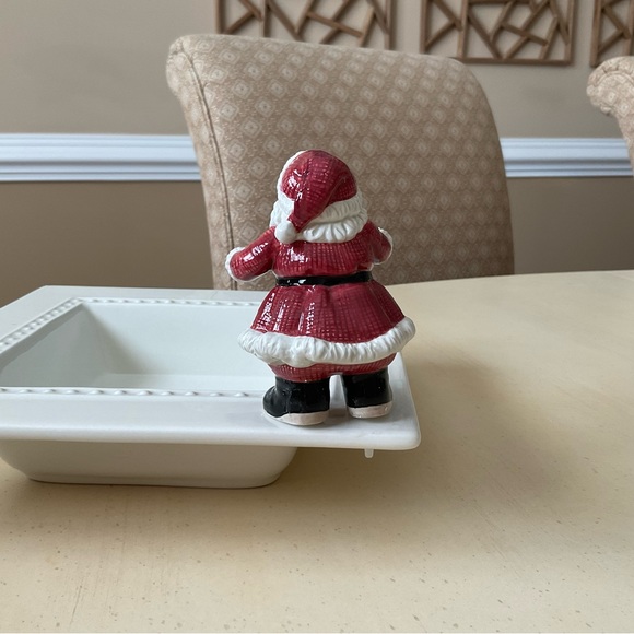 Smiling Christmas Santa Platter Decoration 🎅 - Picture 3 of 6